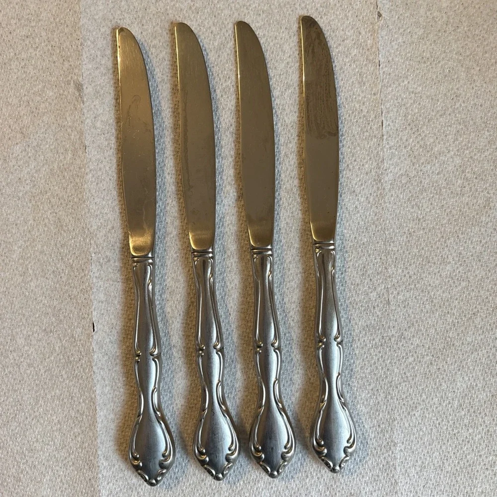Oneida Community CANTATA Stainless Lot of 4 Knives Flatware 9 inch